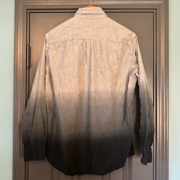 🦅 AE Dip Dye Long Sleeve Button Down Shirt - Picture 8 of 9